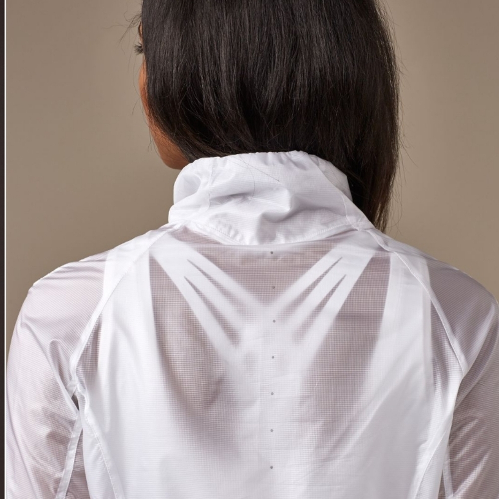 Lululemon Run With It Jacket Size 8 - image 6